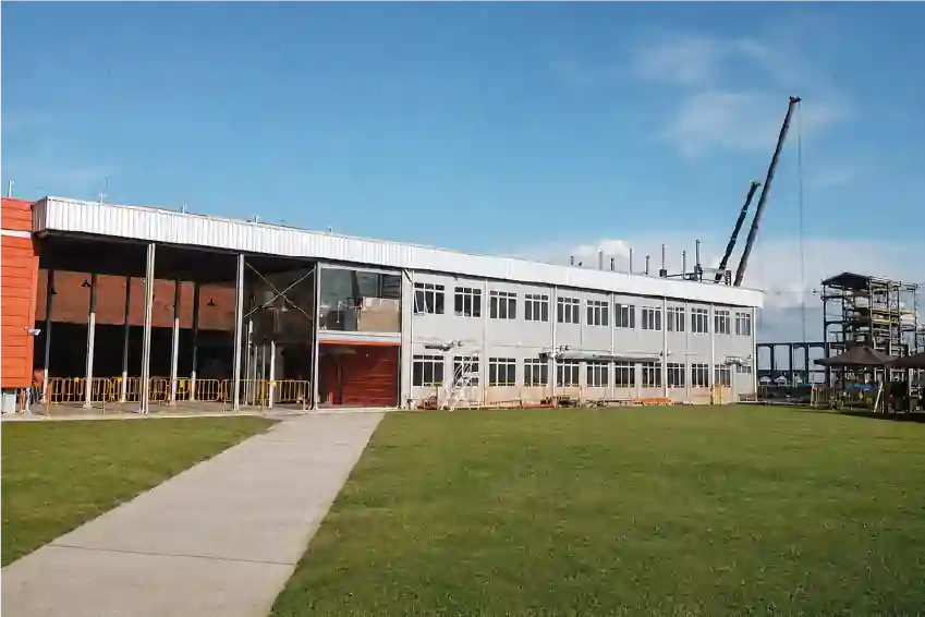 Prédio administrativo modular construído pela Opus